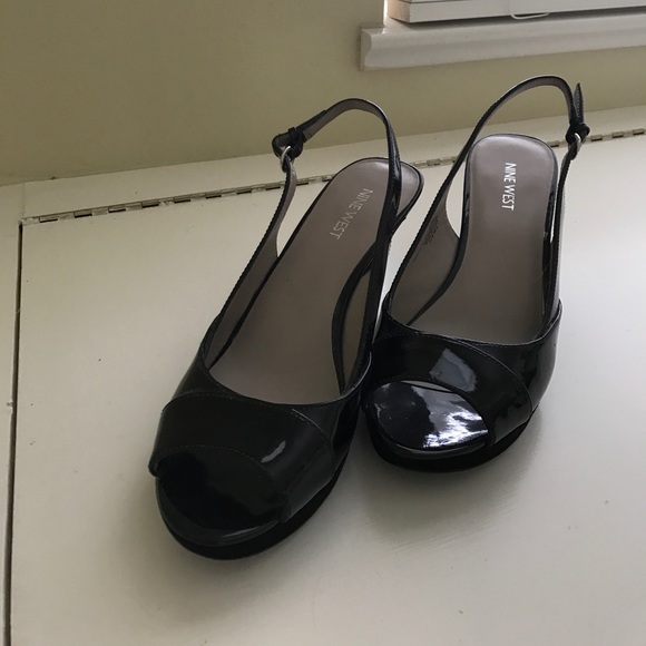 Gorgeous Black Heels! - Picture 2 of 5