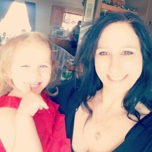 Meet your Posher, Laurie