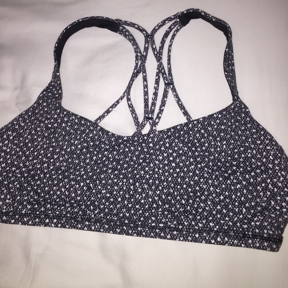Lululemon free to be zen sports bra