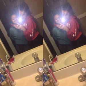 Meet your Posher, Holly