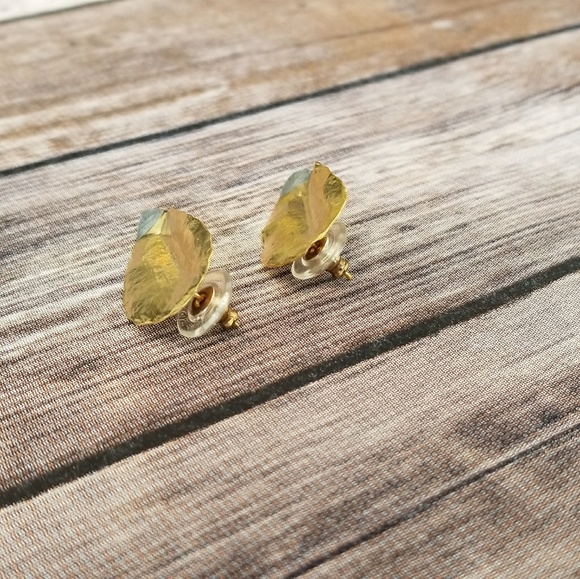 Earrings - Picture 6 of 7