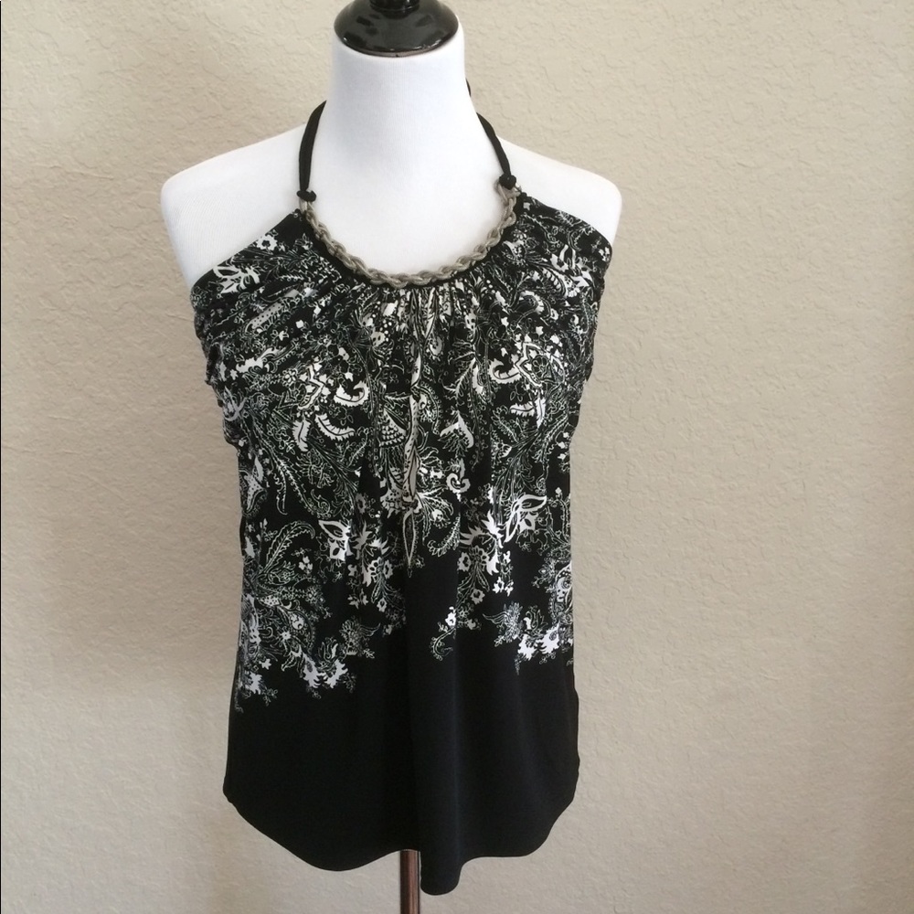 White House/Black Market b/w halter