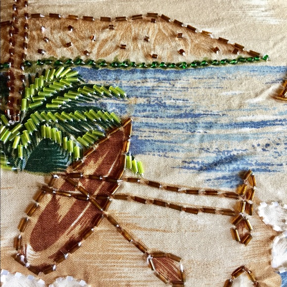 Baik Baik Honolulu brand beaded purse. - Picture 3 of 8