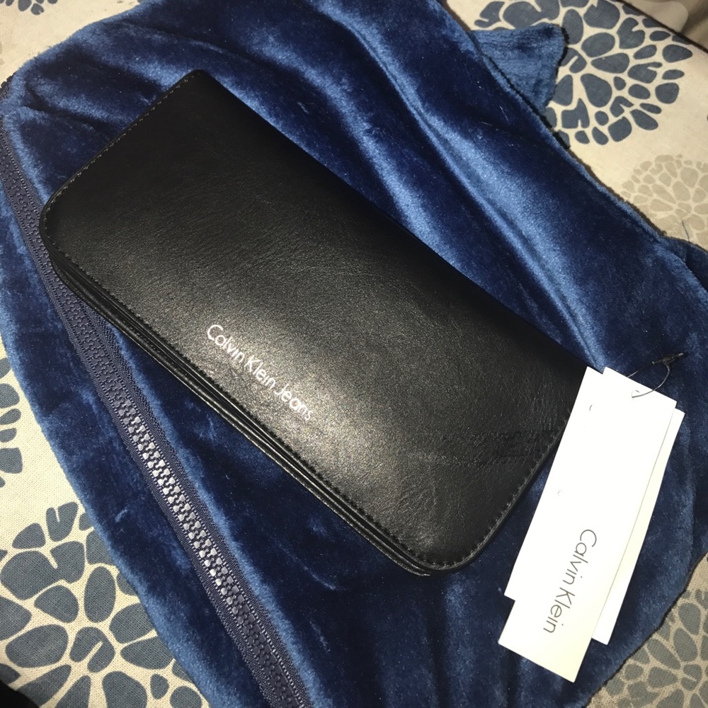 WONEN'S Calvin Klein Jeans Wallet