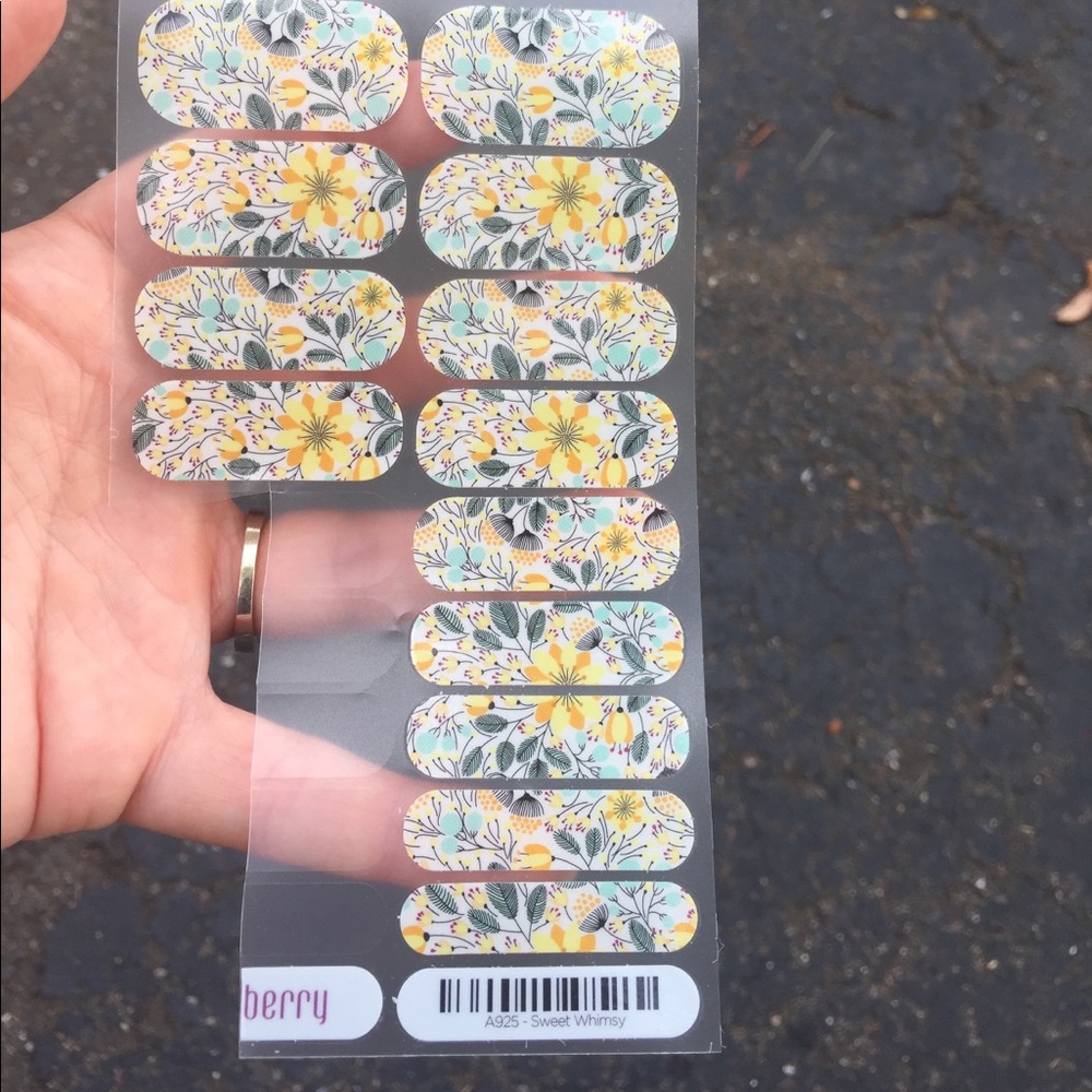 Jamberry nail wraps: Sweet Whimsy