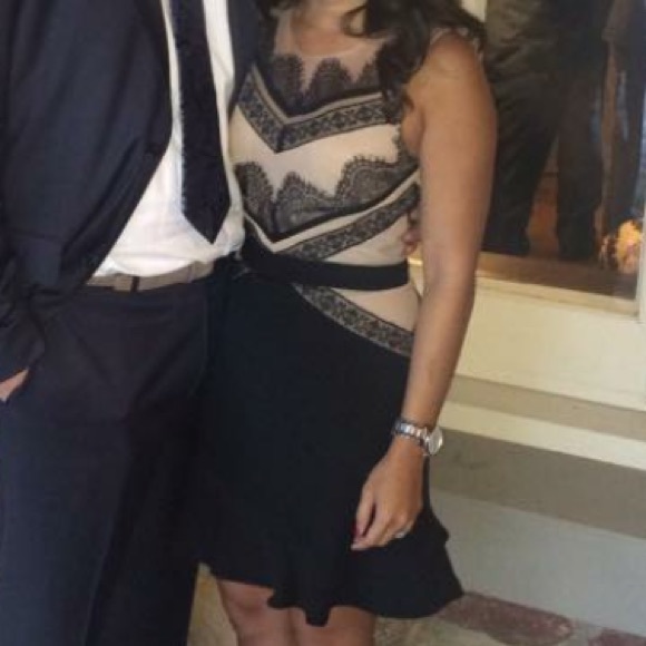 Lace Detail Dress - Picture 4 of 4