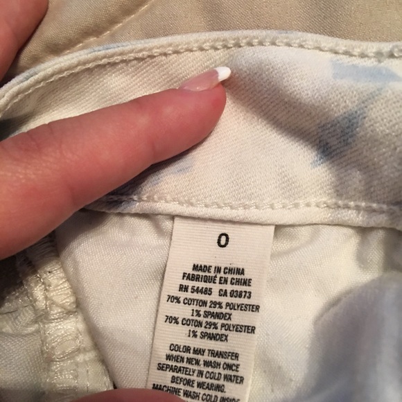 Shorts - Picture 3 of 3