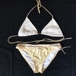 Xhilaration swim suit slightly stretched