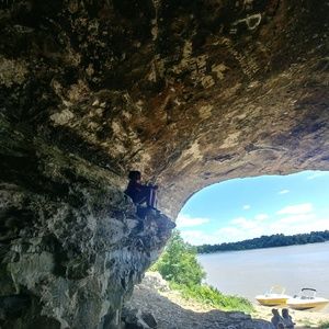 Meet your Posher, Ebony