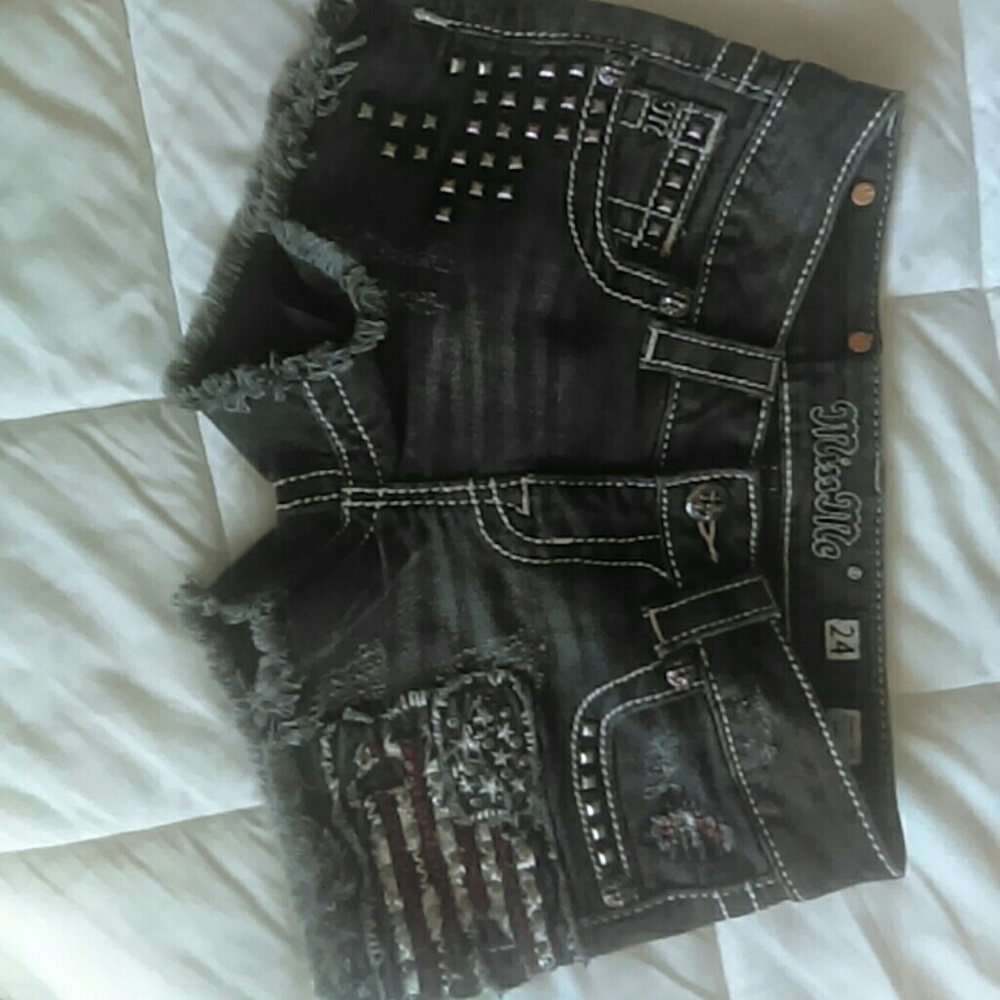 Miss Me Shorts