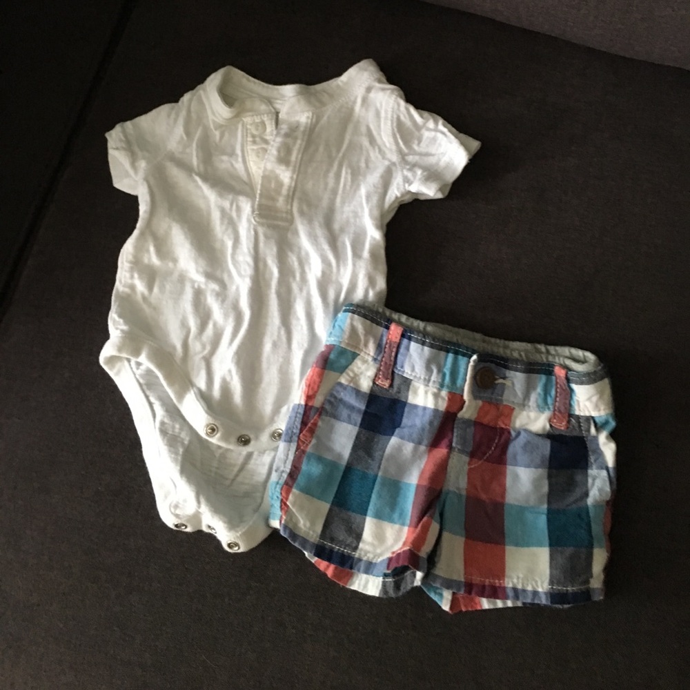 Baby Gap outfit with plaid shorts size 0-3 months