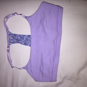 Lululemon sports bra