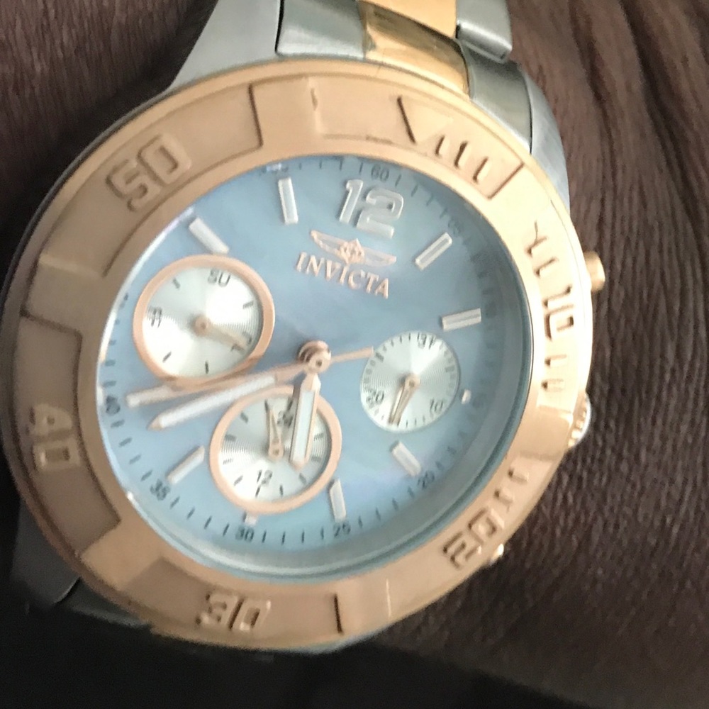 Watch - Picture 3 of 4