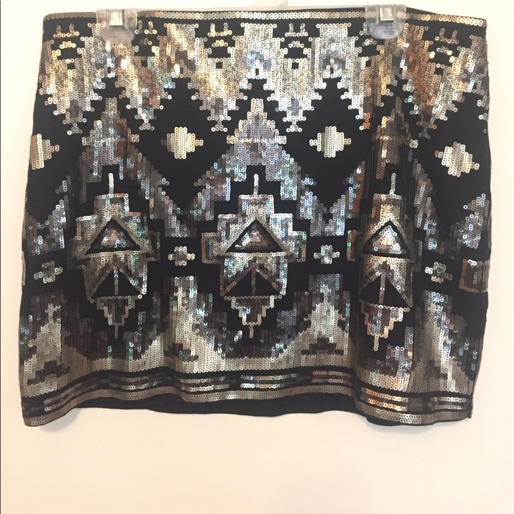 Black & Gold Aztec Elastic Skirt