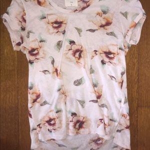 floral tshirt
