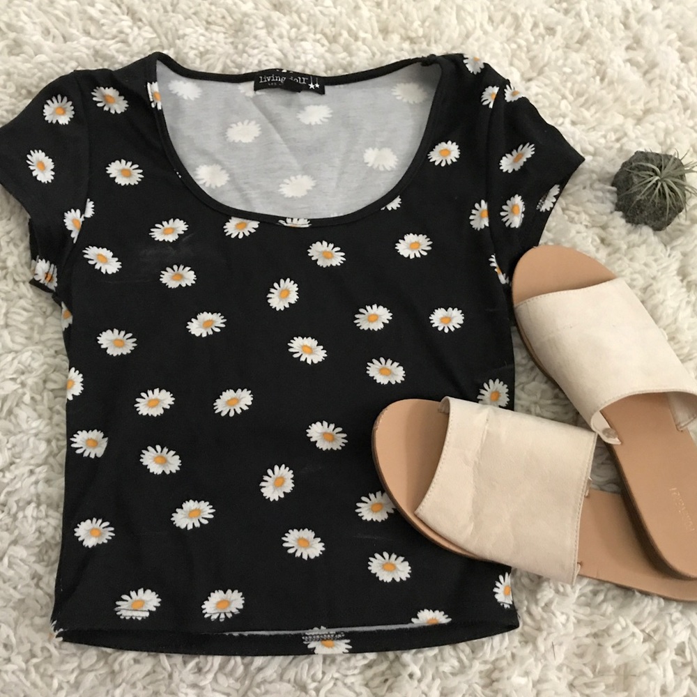 daisy crop top ✨
