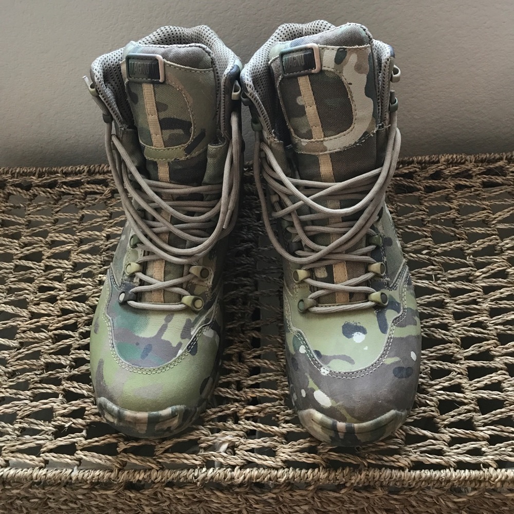 Tactical Boots Size 10.5W