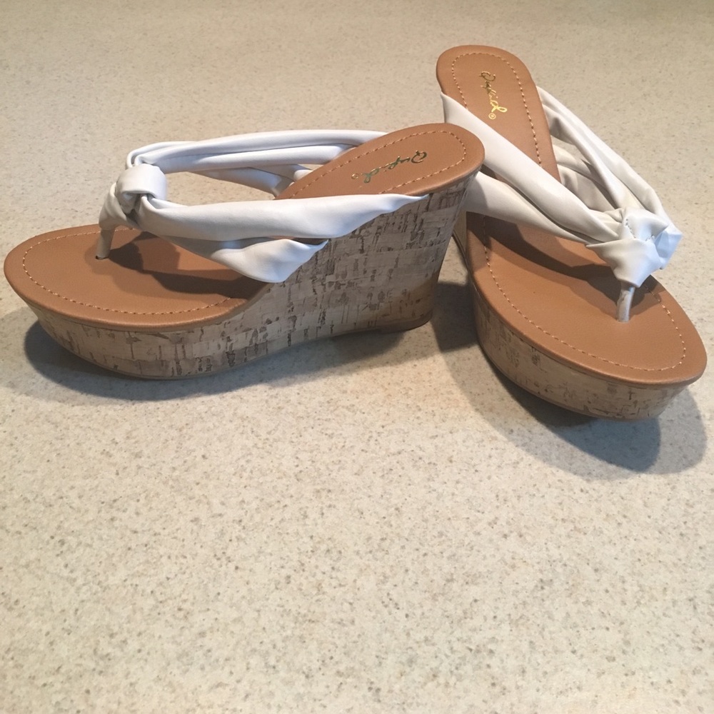 Wedge sandals