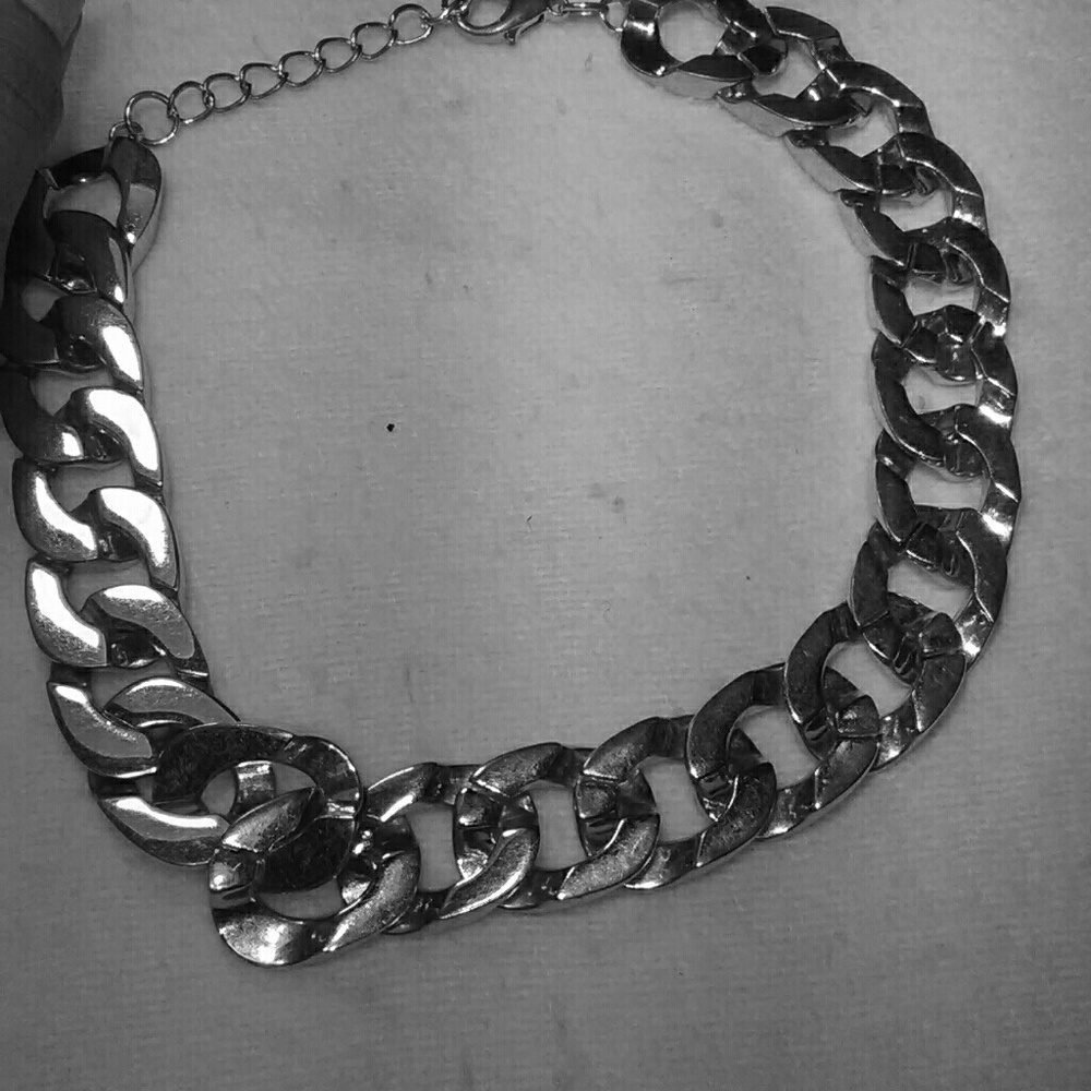 Link necklace