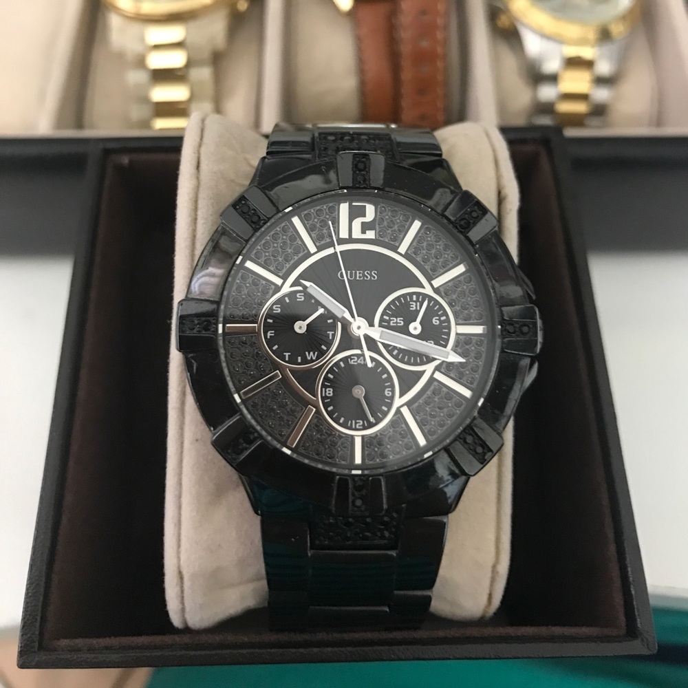 Black guess watch