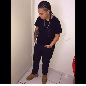 Meet your Posher, Kenia