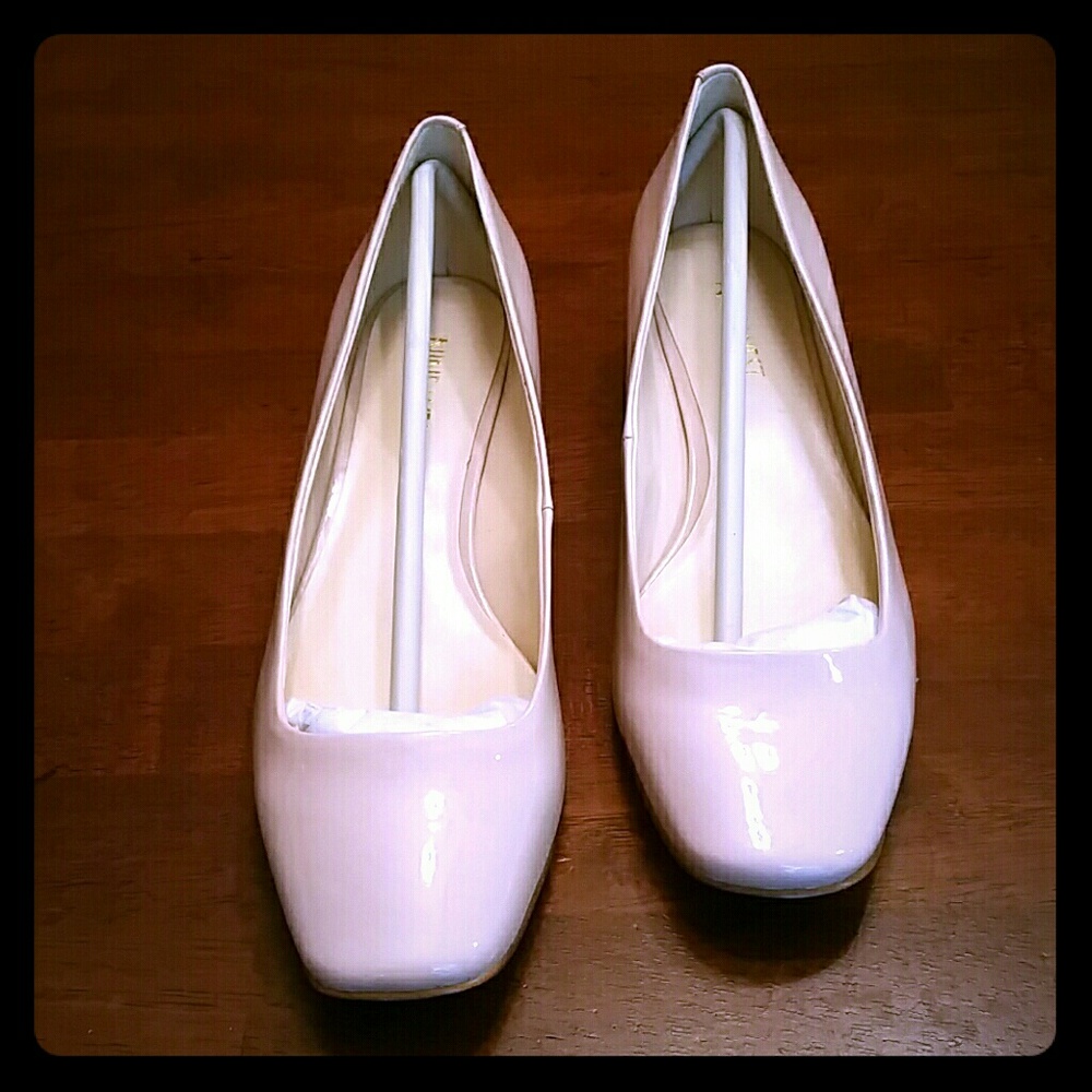 Nine West Women's Olena Synthetic Dress Pump 6.5 M