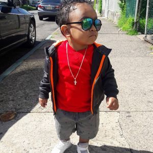 Meet your Posher, Ada maria