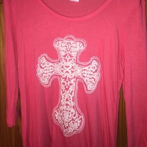 LA TEEZ Downtown 3/4 Sleeve Cross Shirt