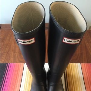 Hunter Women's Original Tall Matte Boots in Navy