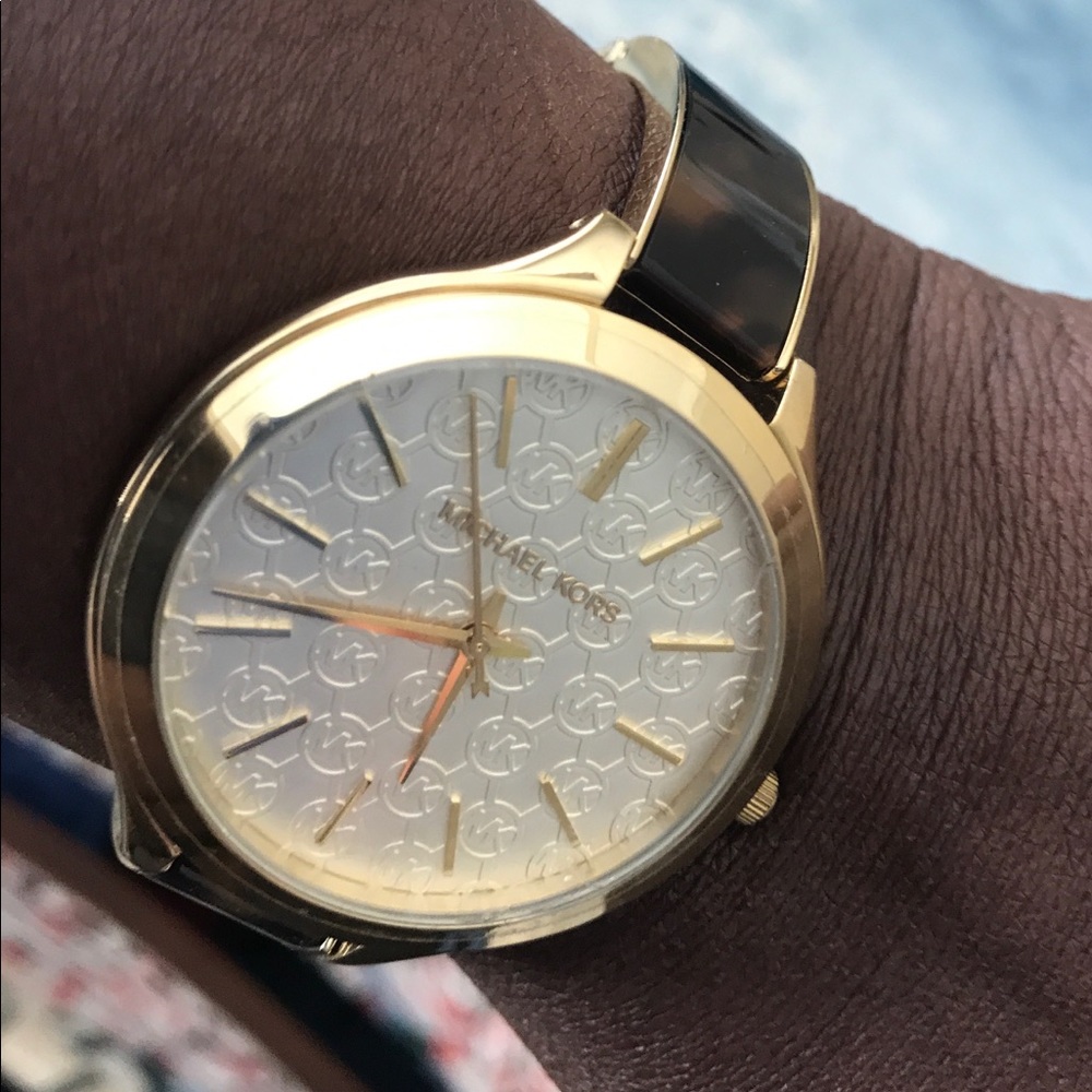 Watch - Picture 6 of 8