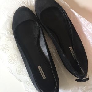 Vera Wang flats