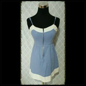 Petticoat Alley Blue Linen Lace Trim Dress