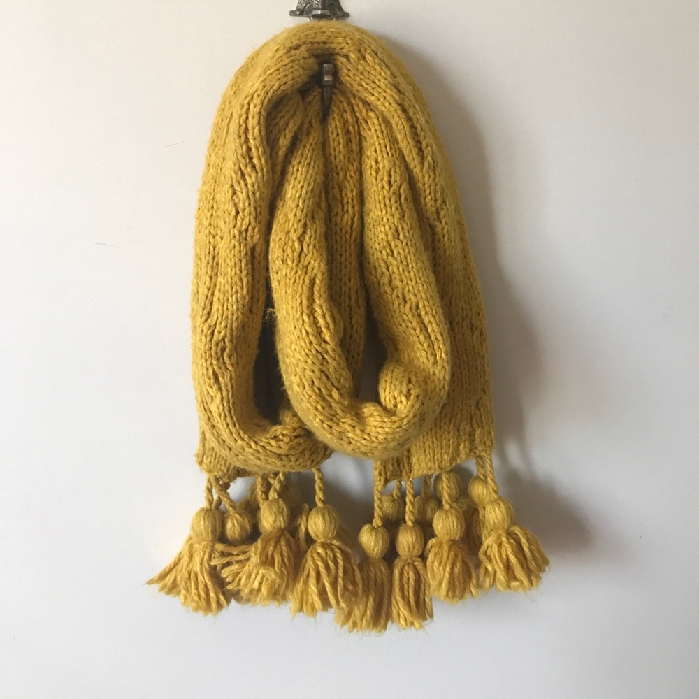 Mustard scarf!