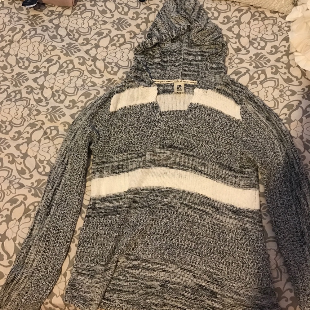 Roxy sweater