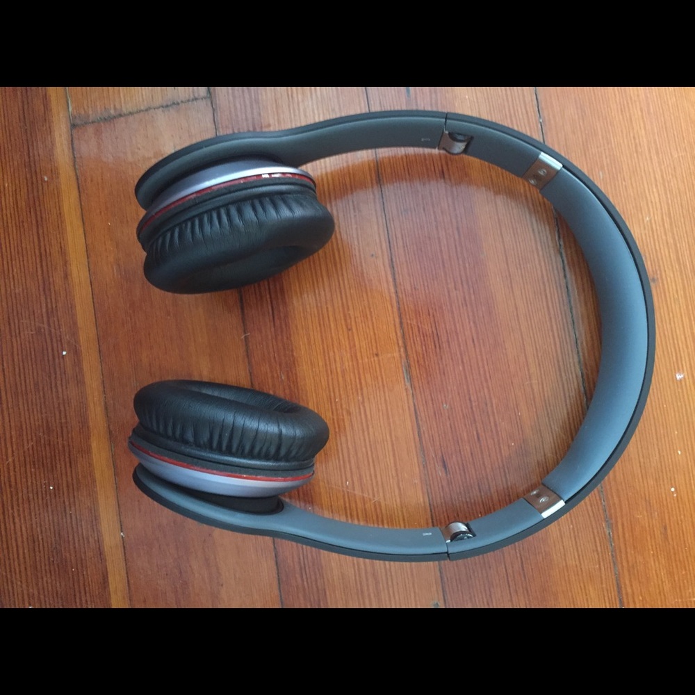 Beats solo - Picture 3 of 5