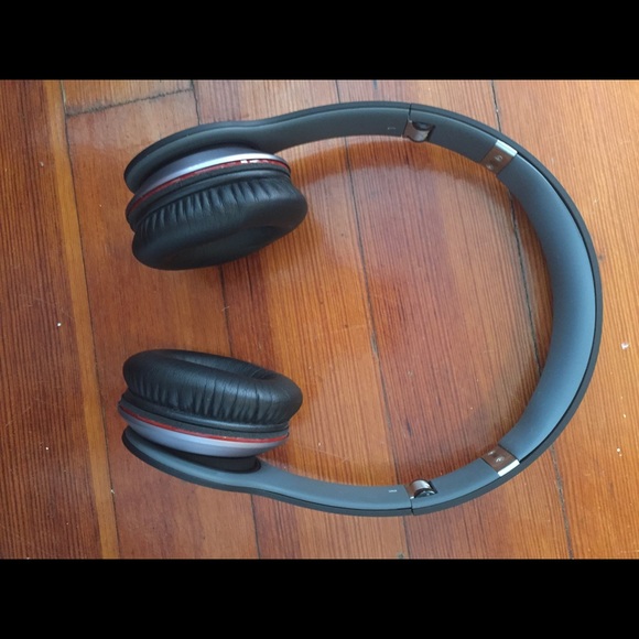 Beats solo - Picture 3 of 5