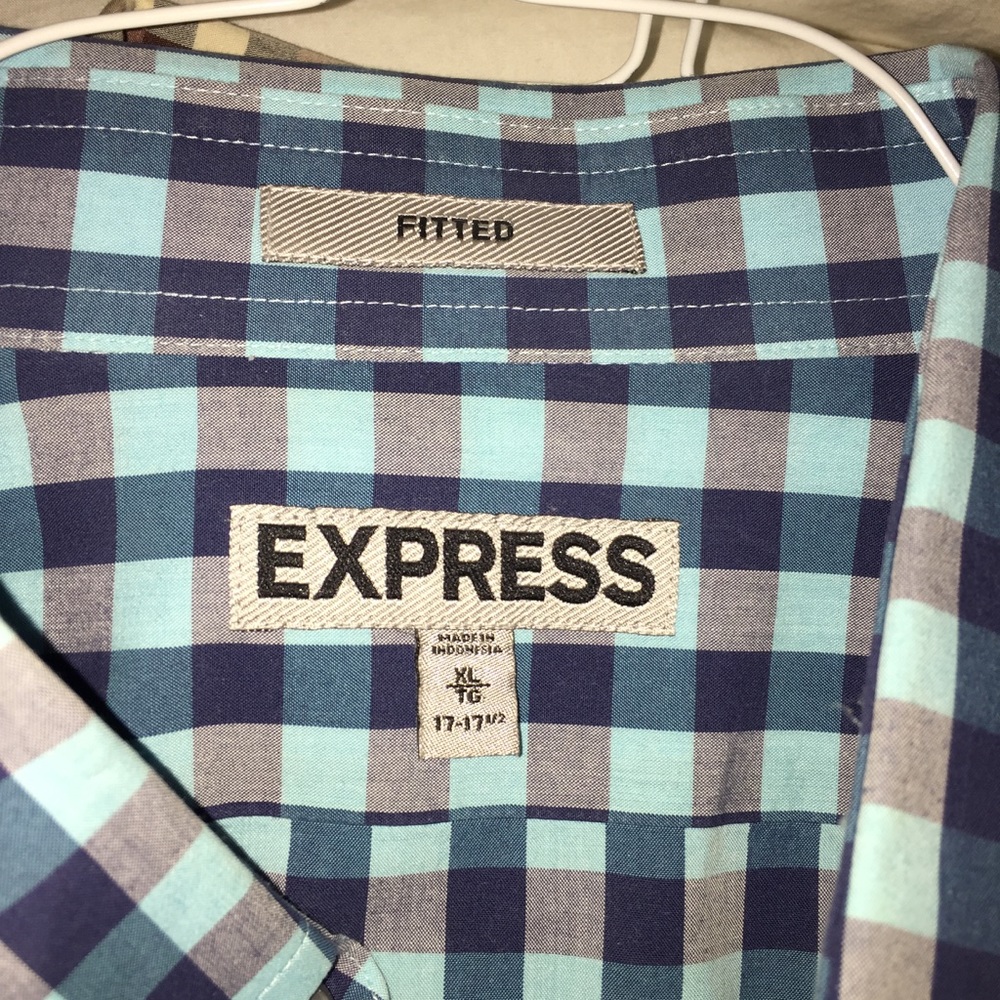 Men's Express Button Down - Picture 3 of 3