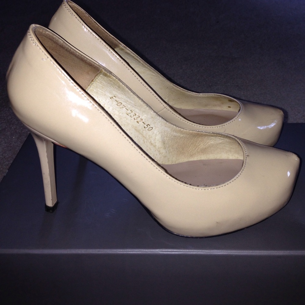 Patent pumps size 5.5