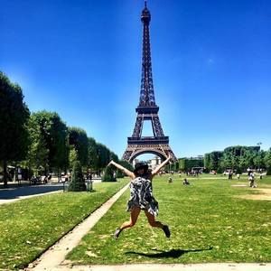 Meet your Posher, Alicia