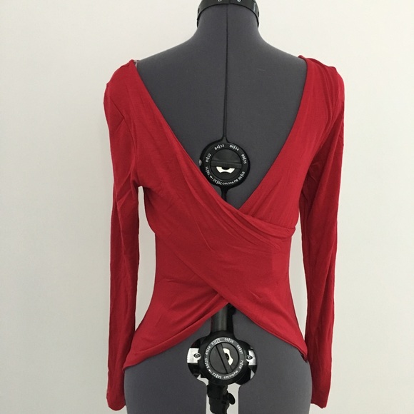 Red crew neck top with criss cross back b03,09 - Picture 4 of 6