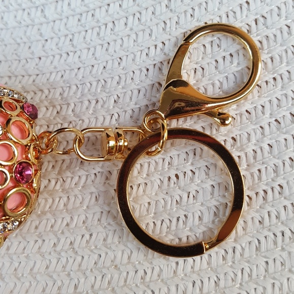 Elephant Rhinestone Keychain - Picture 3 of 3