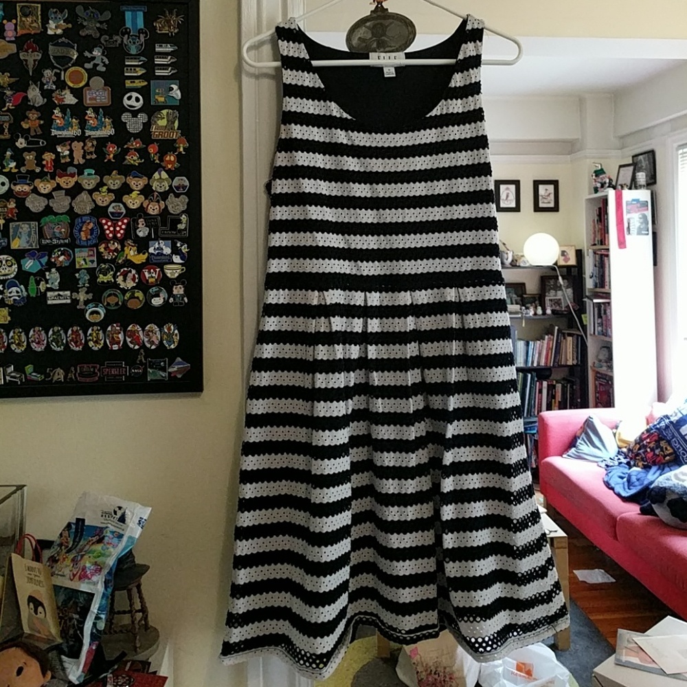 Elle Sleeveless Dress Black and White Stripes