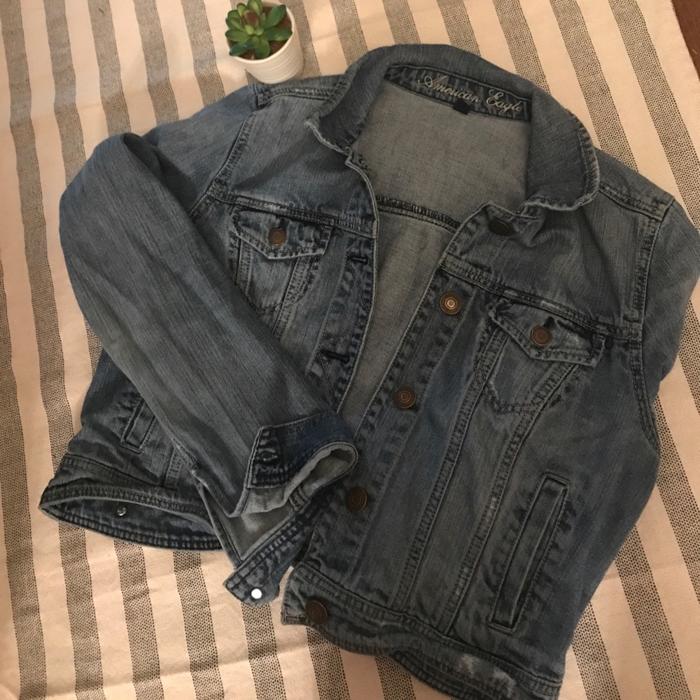 American Eagle Denim Jacket Large