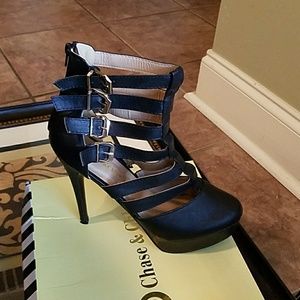 Chase & Chloe gladiator heels