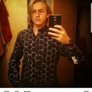 Meet your Posher, Corban