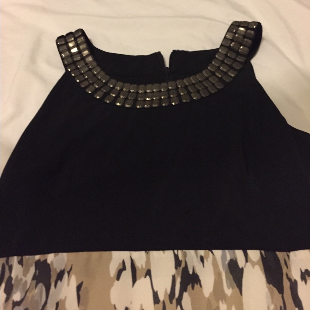 Dress - Picture 2 of 4