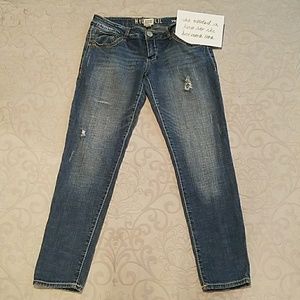 ❣Hydraulic Distressed  Ankle Jeans