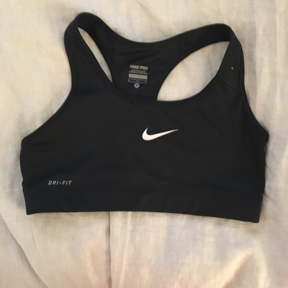 black nike dry fit sports bra