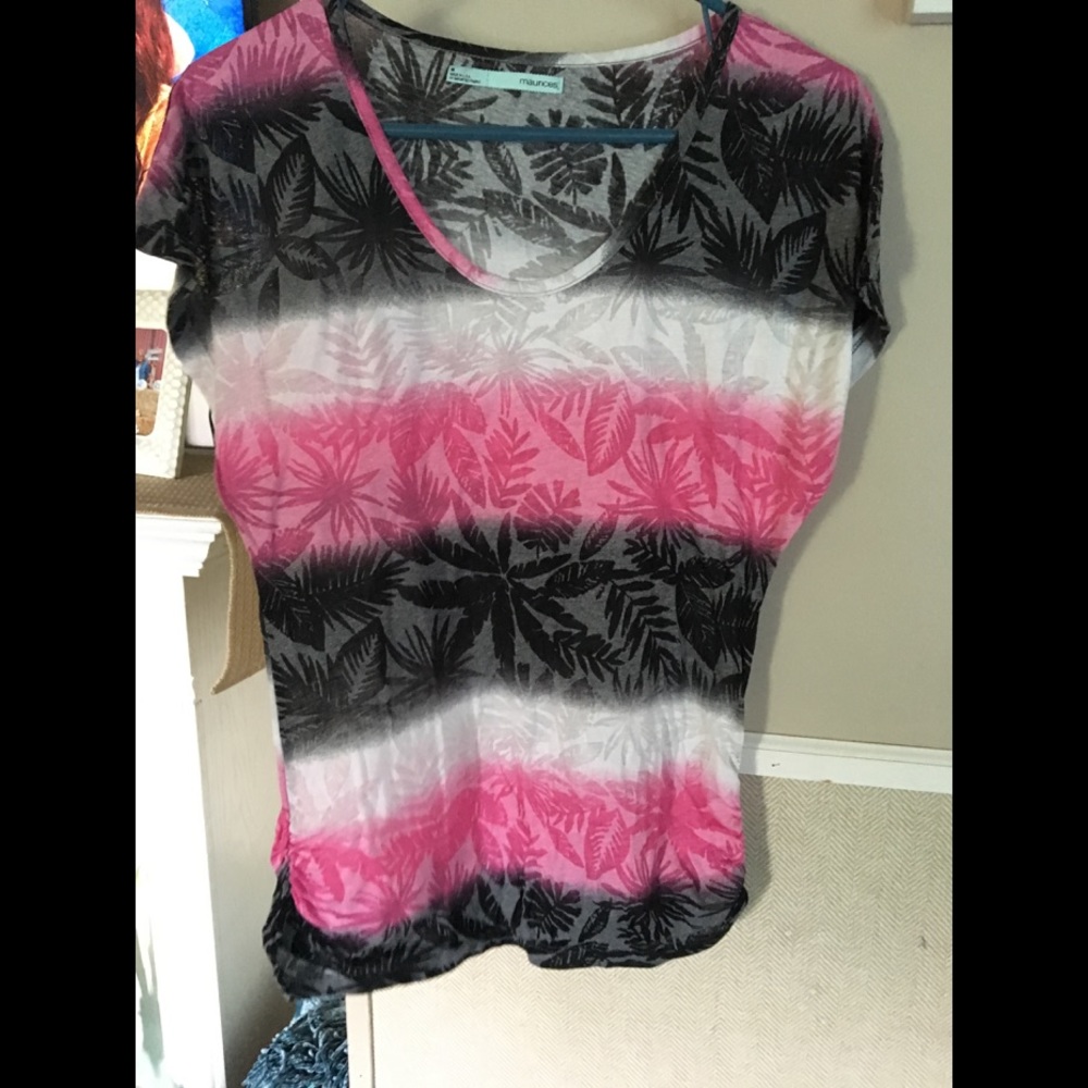 Maurices shirt