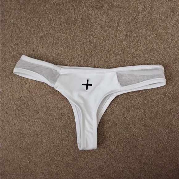 Coulbourne Swim - Coulbourne Brooklyns White (S) Coulbourne Swim - Coulbourne Brooklyns White (S)